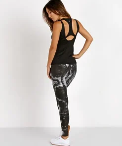 alo Tops>Absolute Tank Black