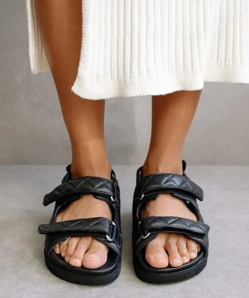 ALOHAS Sandals>Hook Loop Sandal Black