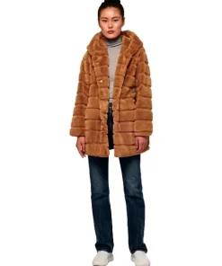 APPARIS Jackets>Hazel Faux Fur Coat Camel