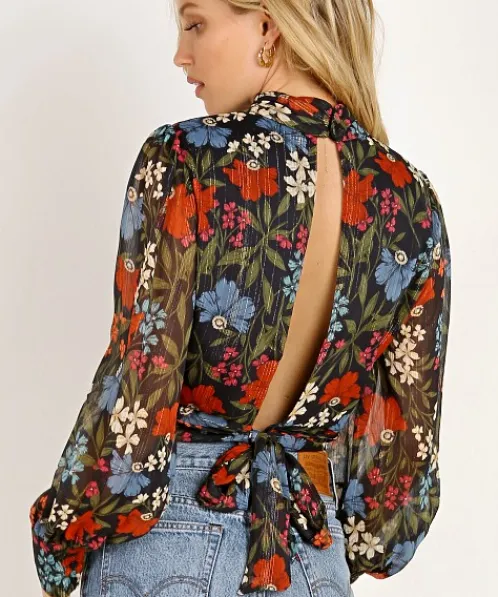 ASTR the Label Tops>Brandi Top Navy Floral