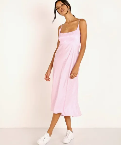 ASTR the Label Dresses>Joan Dress Bubblegum Pink