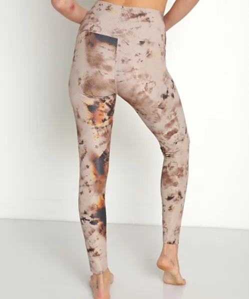 Beach Riot Bottoms>Ayla Legging Taupe Tie Dye