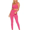 Beach Riot Sports Bras>Leah Sports Bra Top Fuchsia