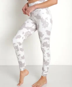 Beach Riot Bottoms><noscript><img width=