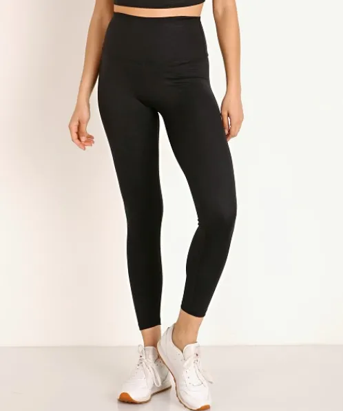 Beyond Yoga Bottoms>Heather Rib Waisted Midi Legging Black