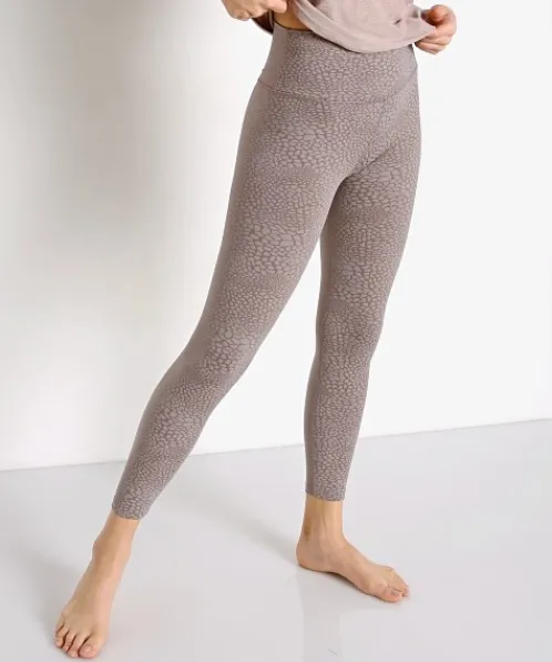 Beyond Yoga Bottoms>High Waisted Midi Legging Soft Cocoa