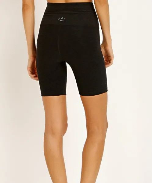 Beyond Yoga Bottoms>Spacedye High Waisted Biker Short Darkest Night