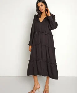 Cleobella Dresses>Briar Midi Dress Black