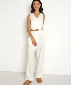 DONNI. Tops>Cropped Vest Creme