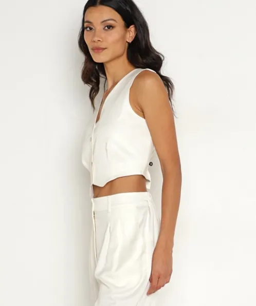 DONNI. Tops>Cropped Vest Creme