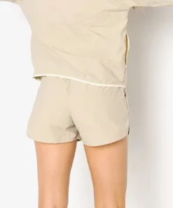 DONNI. Shorts><noscript><img width=