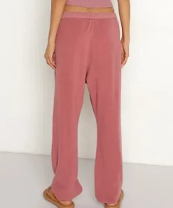 DONNI. Shorts><noscript><img width=