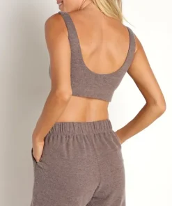 DONNI. Tops><noscript><img width=