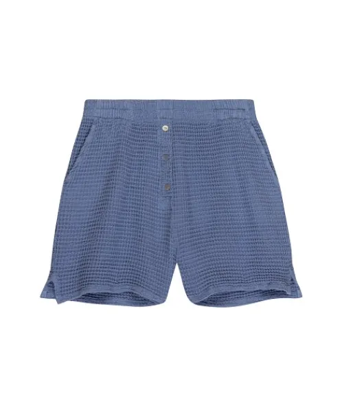 DONNI. Shorts>Waffle Henley Short Denim + Mother of Pearl