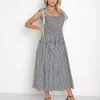 En Saison Dresses>Gingham Smocked Mini Dress Black