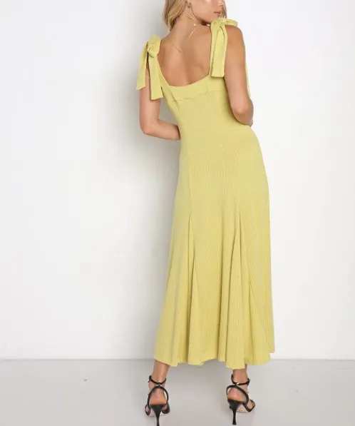 En Saison Dresses>Midi Dress Godets Yellow
