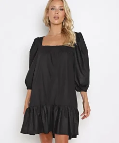 En Saison Dresses><noscript><img width=