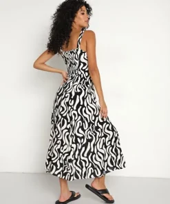 Faithfull the Brand Dresses><noscript><img width=