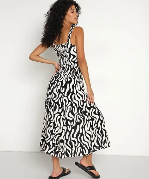 Faithfull the Brand Dresses>Rubina Midi Dress La Cateau Print Black