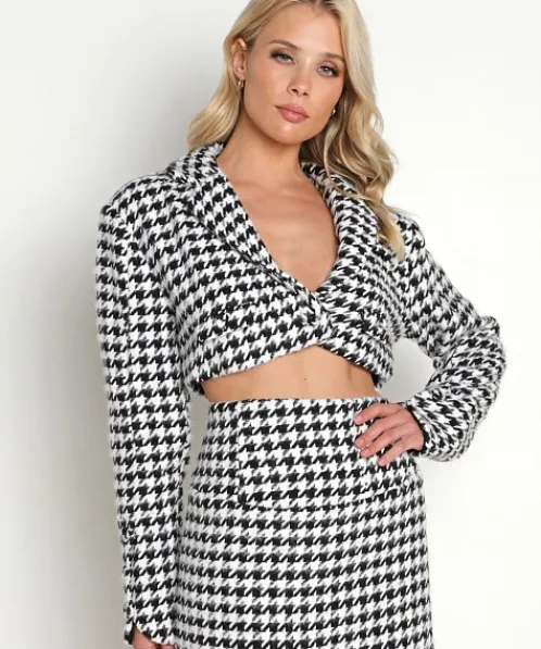 For Love & Lemons Jackets | Tops>For Love & Lemons Bonnie Cropped Blazer Black + White