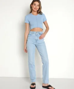 Indah Tops>Chi Baby Tee Ocean Eyes