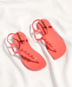 Ipanema Sandals>Pearl II Sandal Pink