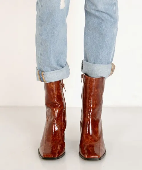 Jaggar Boots>Bold Ankle Boot Chocolate