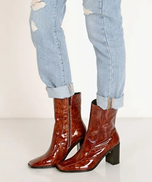 Jaggar Boots>Bold Ankle Boot Chocolate