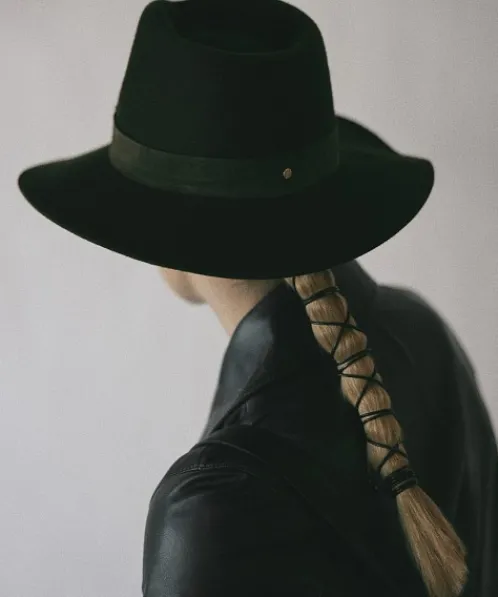 Janessa Leone Accessories>Auggie Packable Wool Hat Dark Olive