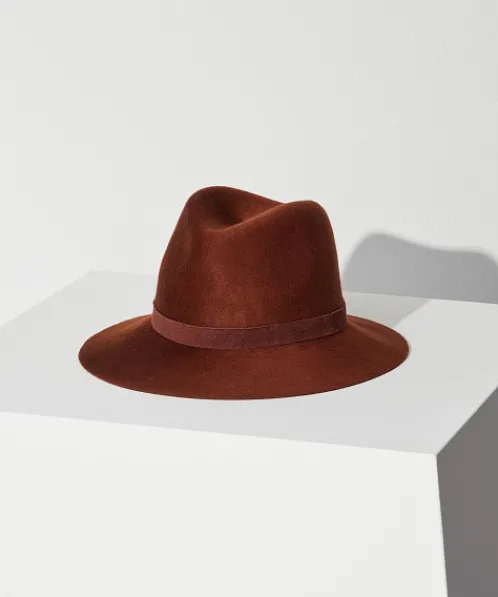 Janessa Leone Accessories>Emerson Packable Hat Wool Brown