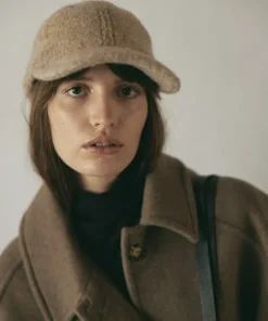 Janessa Leone Accessories>Paige Hat Beige