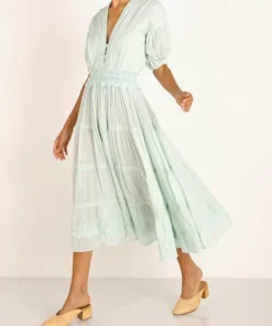 Jen's Pirate Booty Dresses><noscript><img width=