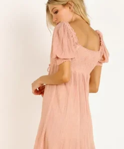 Jen's Pirate Booty Dresses><noscript><img width=