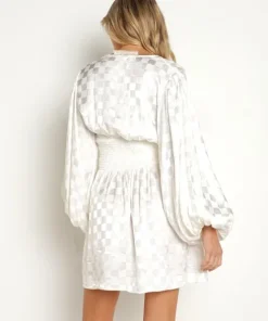 Jen's Pirate Booty Dresses><noscript><img width=