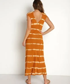 Jen's Pirate Booty Dresses><noscript><img width=