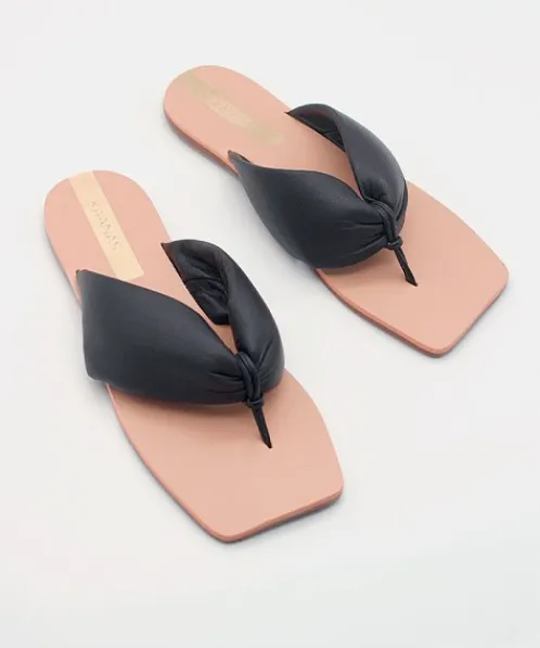 Kaanas Sandals>Tavira Chunky Thong Sandal Black