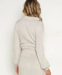 KIVARI Tops><noscript><img width=