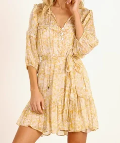 KIVARI Dresses><noscript><img width=
