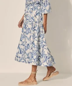 KIVARI Skirts><noscript><img width=