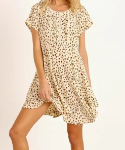 KIVARI Dresses><noscript><img width=