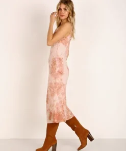 LACAUSA Dresses><noscript><img width=