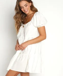 LACAUSA Dresses><noscript><img width=
