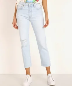 Levi's Pants>501 Crop Jean Shout Out