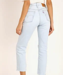Levi's Pants><noscript><img width=