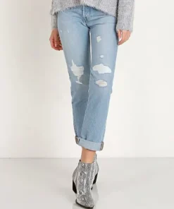 Levi's Pants><noscript><img width=