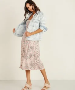 Levi's Jackets>Ex Boyfriend Trucker Jacket Faint Hearted Trucker