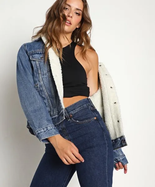 Levi's Jackets>Ex-Boyfriend Sherpa Trucker Denim Jacket Addicted To Love