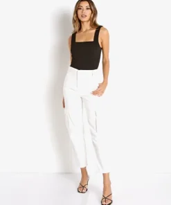Levi's Pants>Loose Cargo Cool Ecru