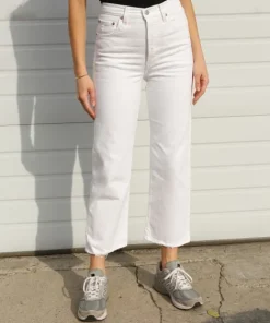 Levi's Pants>Ribcage Straight Ankle Jeans Cloud Over