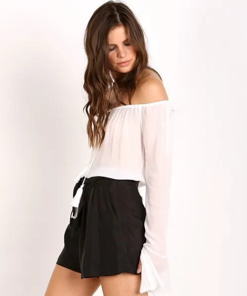 Line & Dot Tops>Line & Dot Amelie Peasant Blouse White